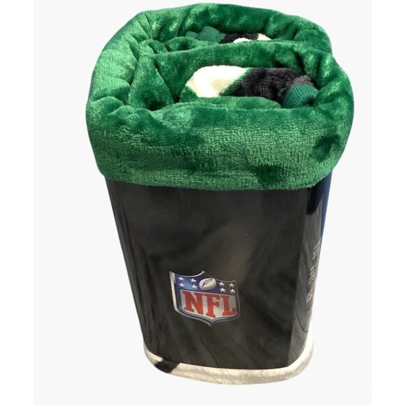 New York Jets Throw Blanket Ultra Soft Tailgate 50" X 60" NFL Fleece - Picture 3 of 5
